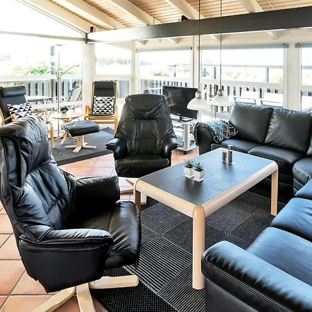 Elvie - 200m From The Sea By Interhome * Hjørring